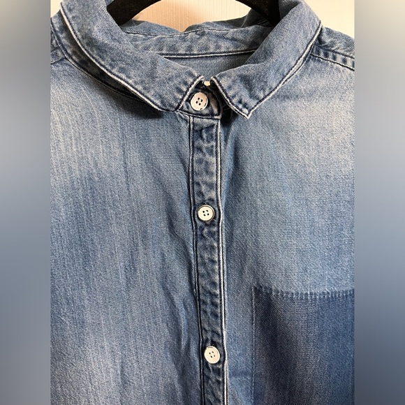 Calvin Klein Denim Button-Up Shirt, Size Extra Small - Picture 4 of 8